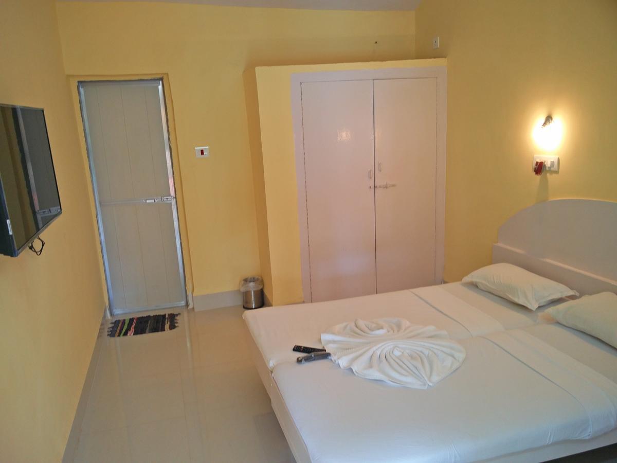 Williams Beach Retreat Colva Esterno foto